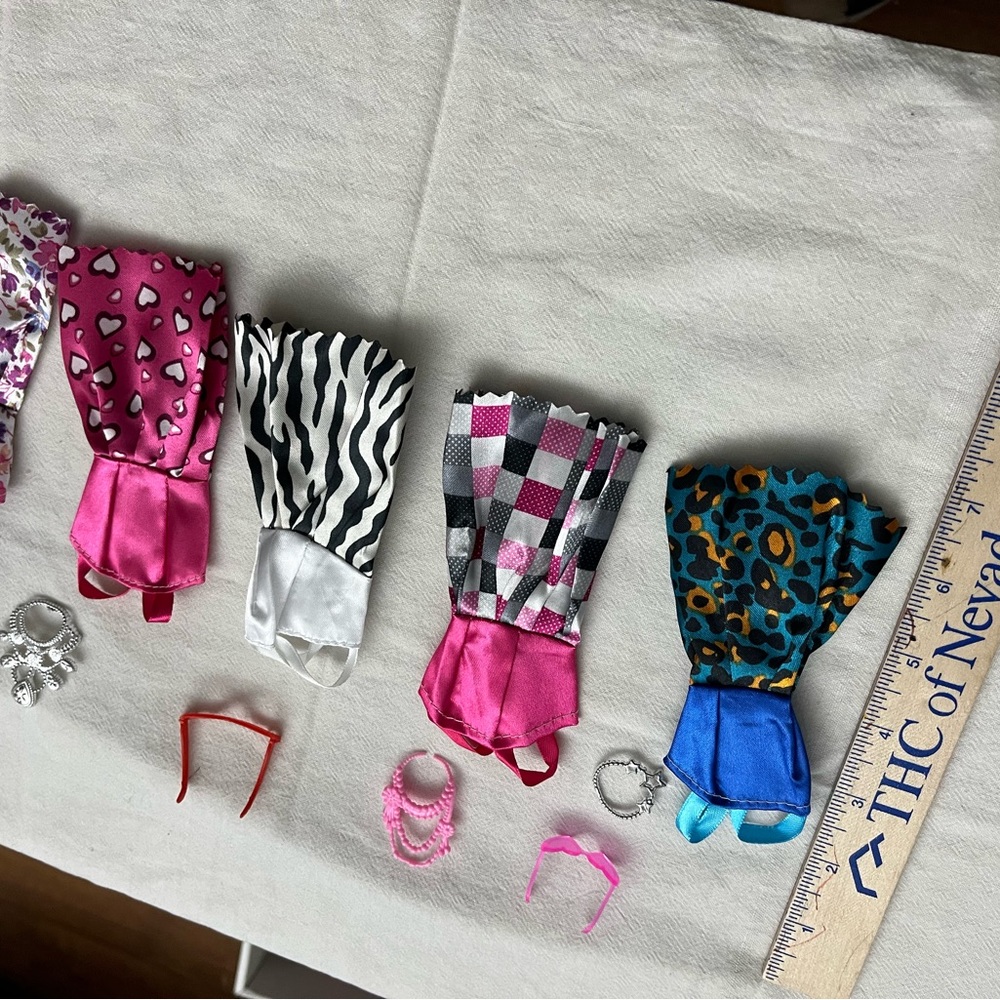 Hand Crafted Pink and Blue Artisanal Creation - Picture 6 of 7